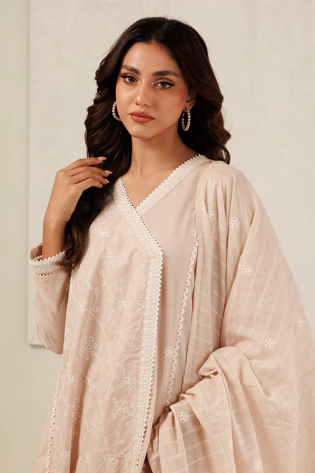 Embroidered Kurta Dupatta Trouser - 2611 - Image 2