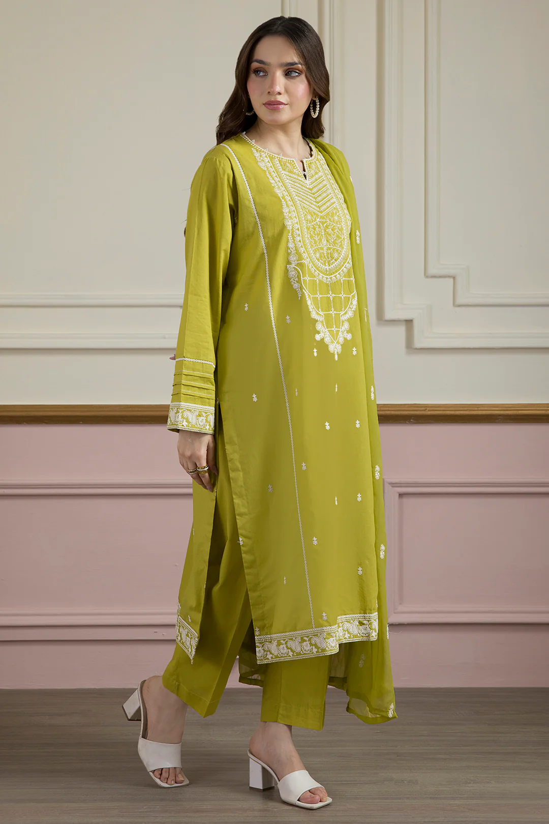 Embroidered Kurta Dupatta Trouser - 2612 - Image 8