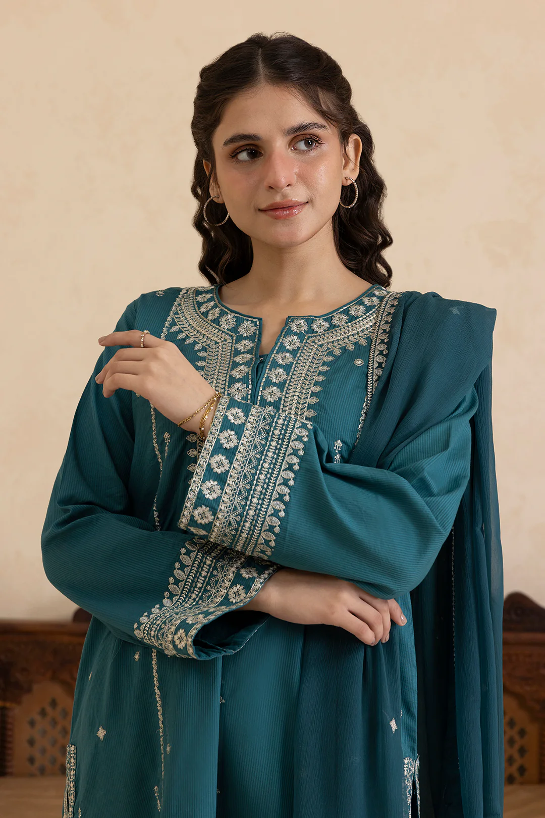 Embroidered Kurta Dupatta Trouser - 2669 - Image 4