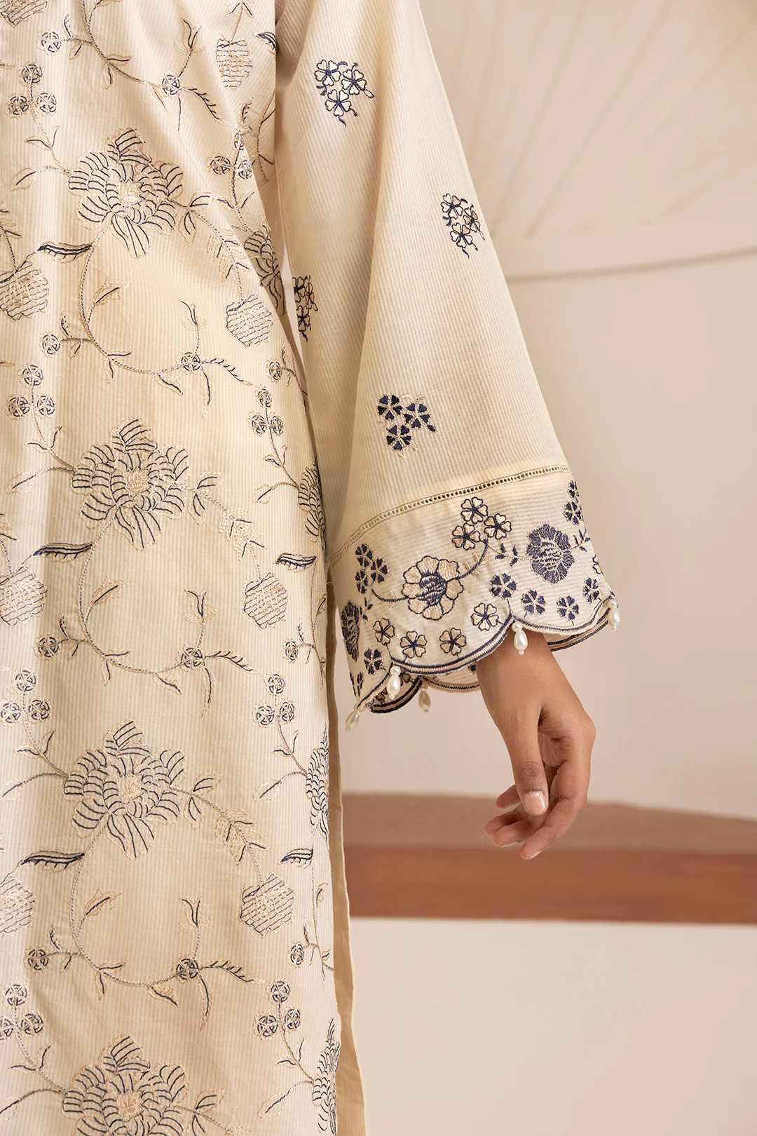 Embroidered Kurta Dupatta Trouser - 2836 - Image 6
