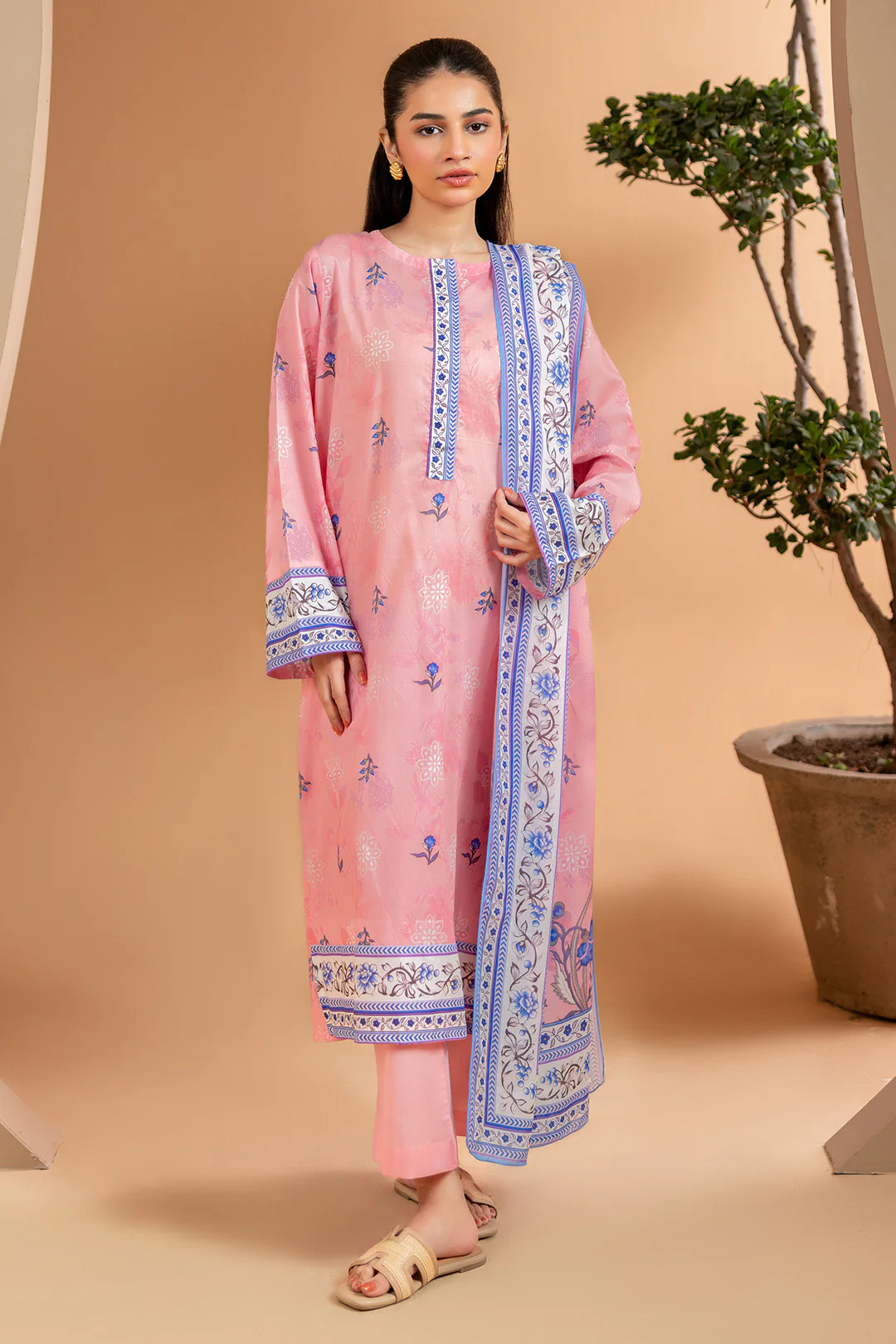 Kurta Dupatta Trouser - 2144 - Image 3