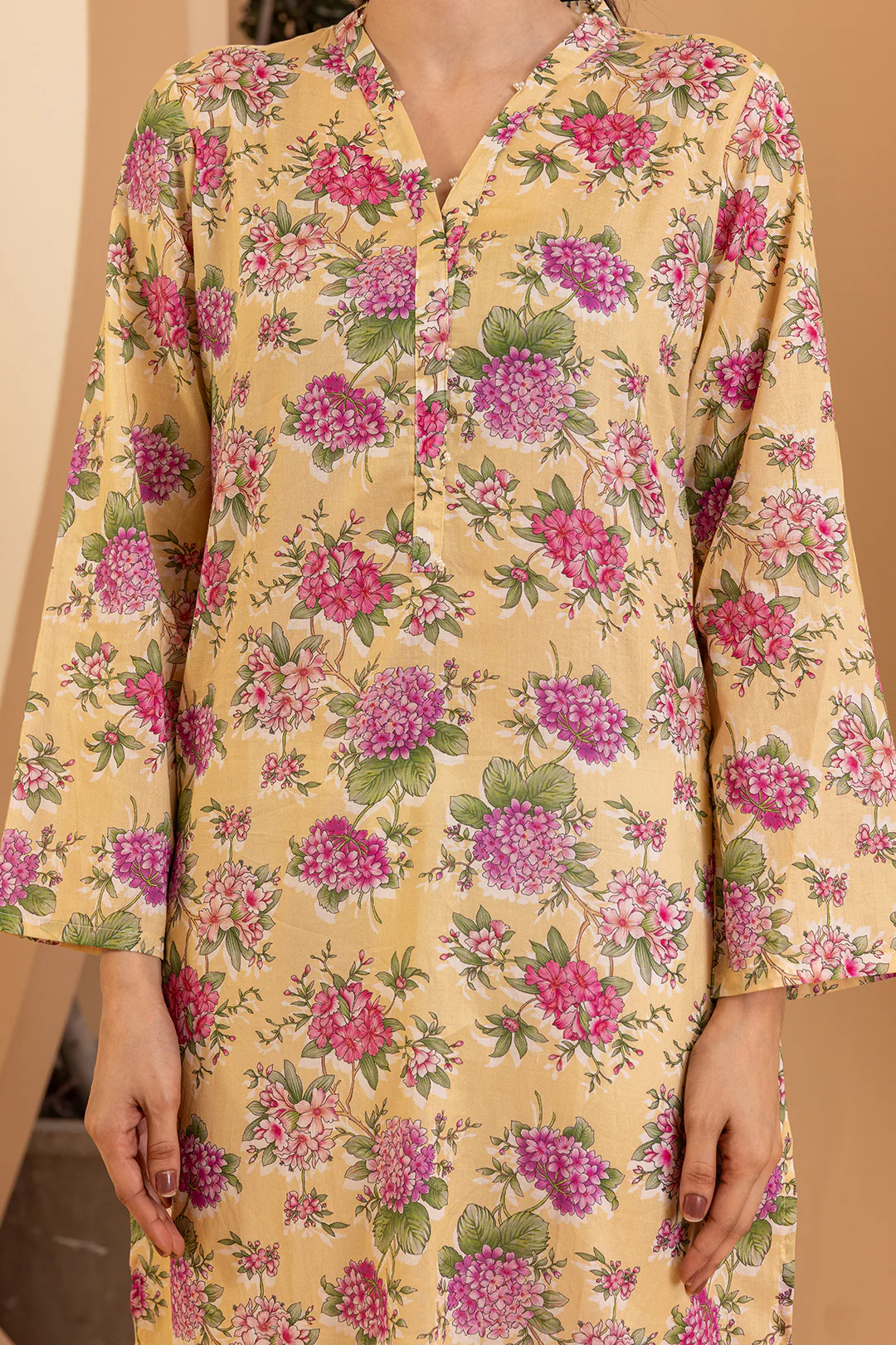 Kurta Dupatta Trouser - 2155 - Image 4