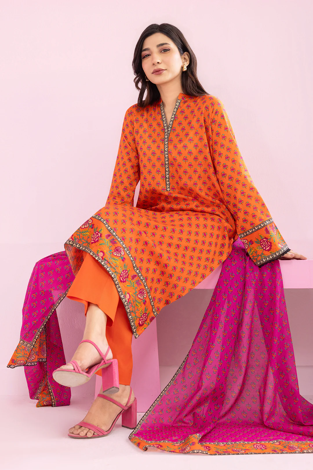 Kurta Dupatta Trouser - 2158 - Image 8