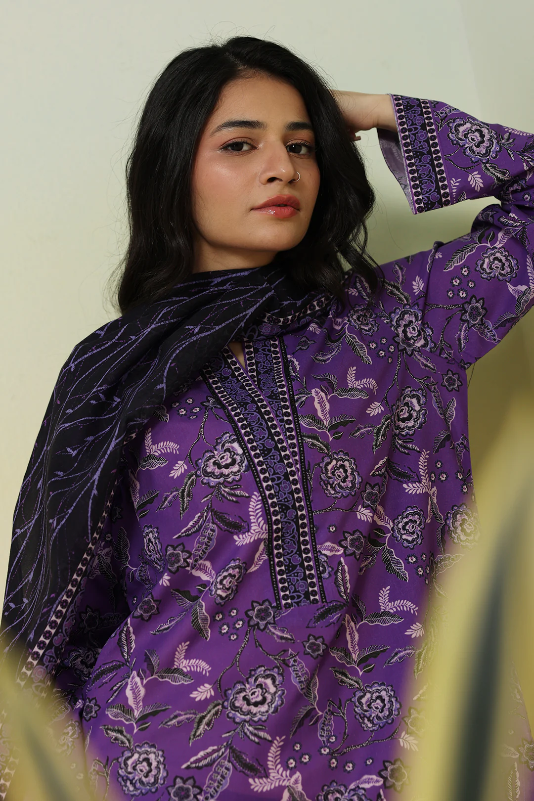 Kurta Dupatta Trouser - 2444 - Image 4