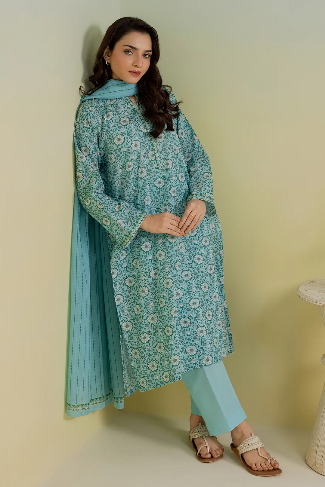 Kurta Dupatta Trouser - 2450 - Image 3