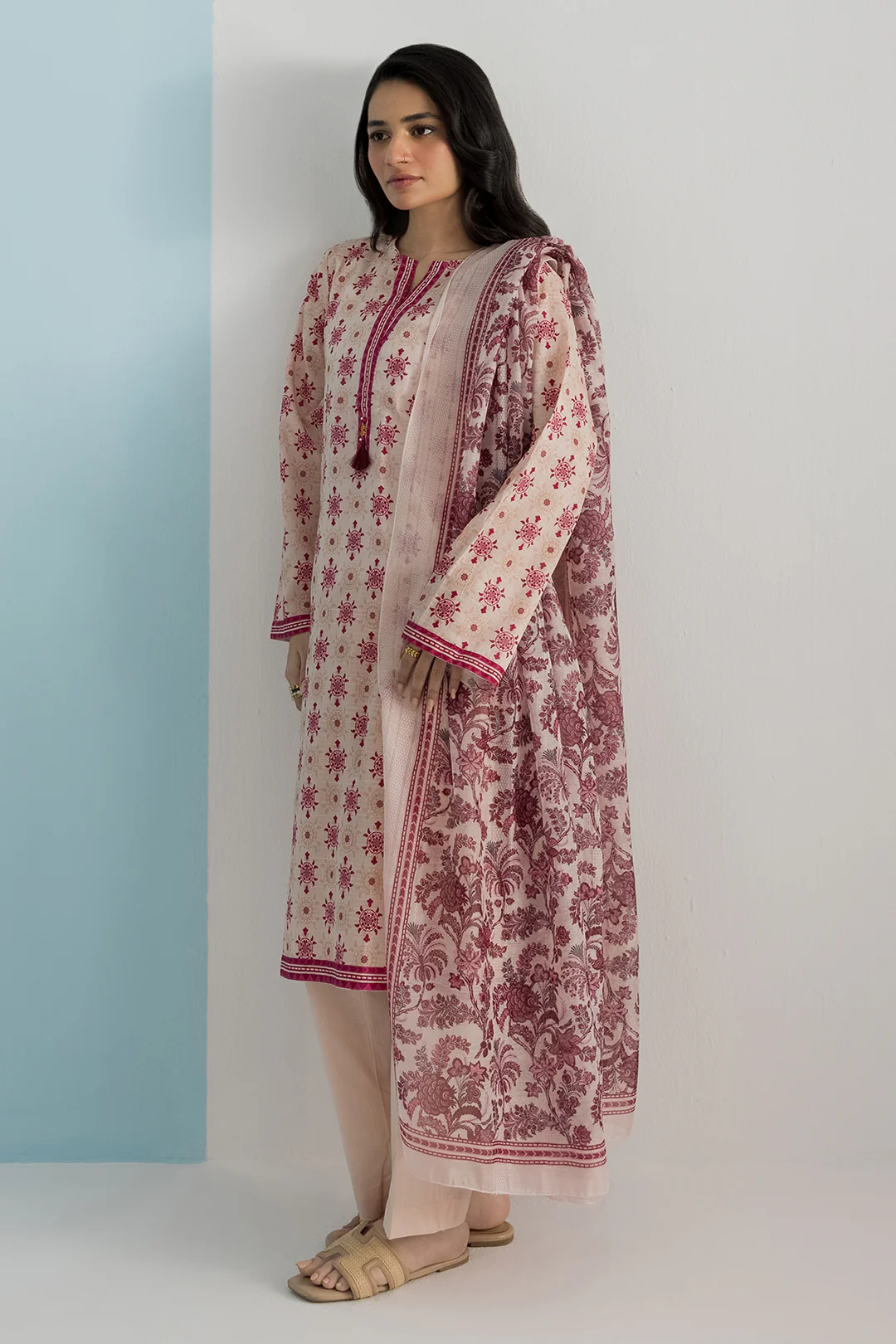 Kurta Dupatta Trouser - 2474 - Image 3