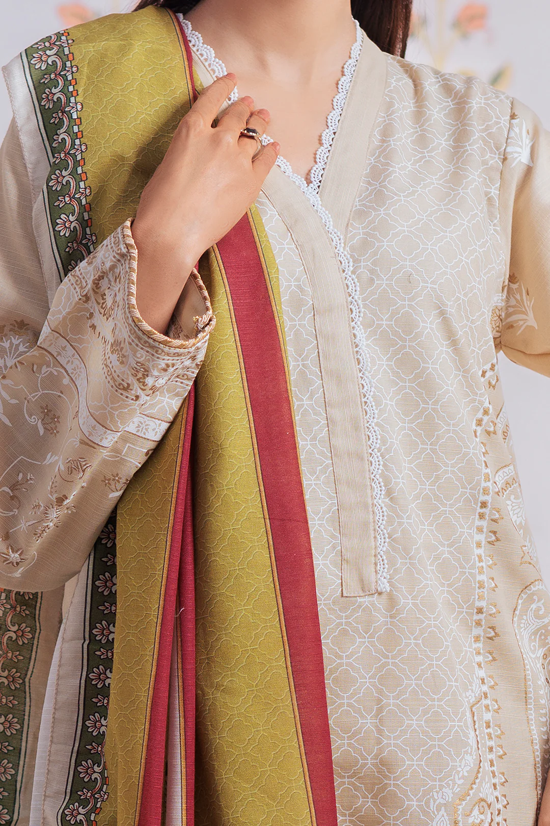 Embroidered Kurta Dupatta Trouser - 2950 - Image 4