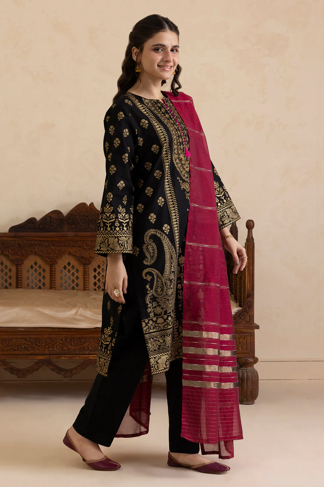 Embroidered Kurta Dupatta Trouser - 3016 - Image 3