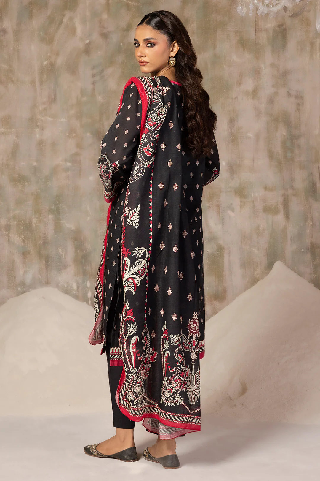 Embroidered Kurta Dupatta Trouser - 3018 - Image 9