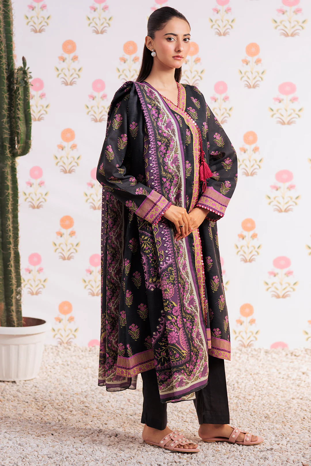 Kurta Dupatta Trouser - 3070 - Image 4
