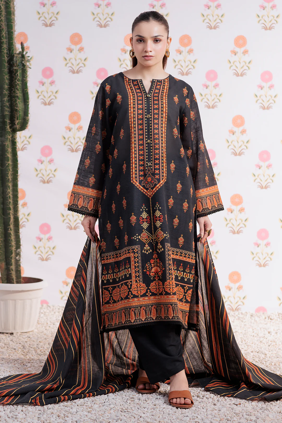 Kurta Dupatta Trouser - 3073 - Image 11
