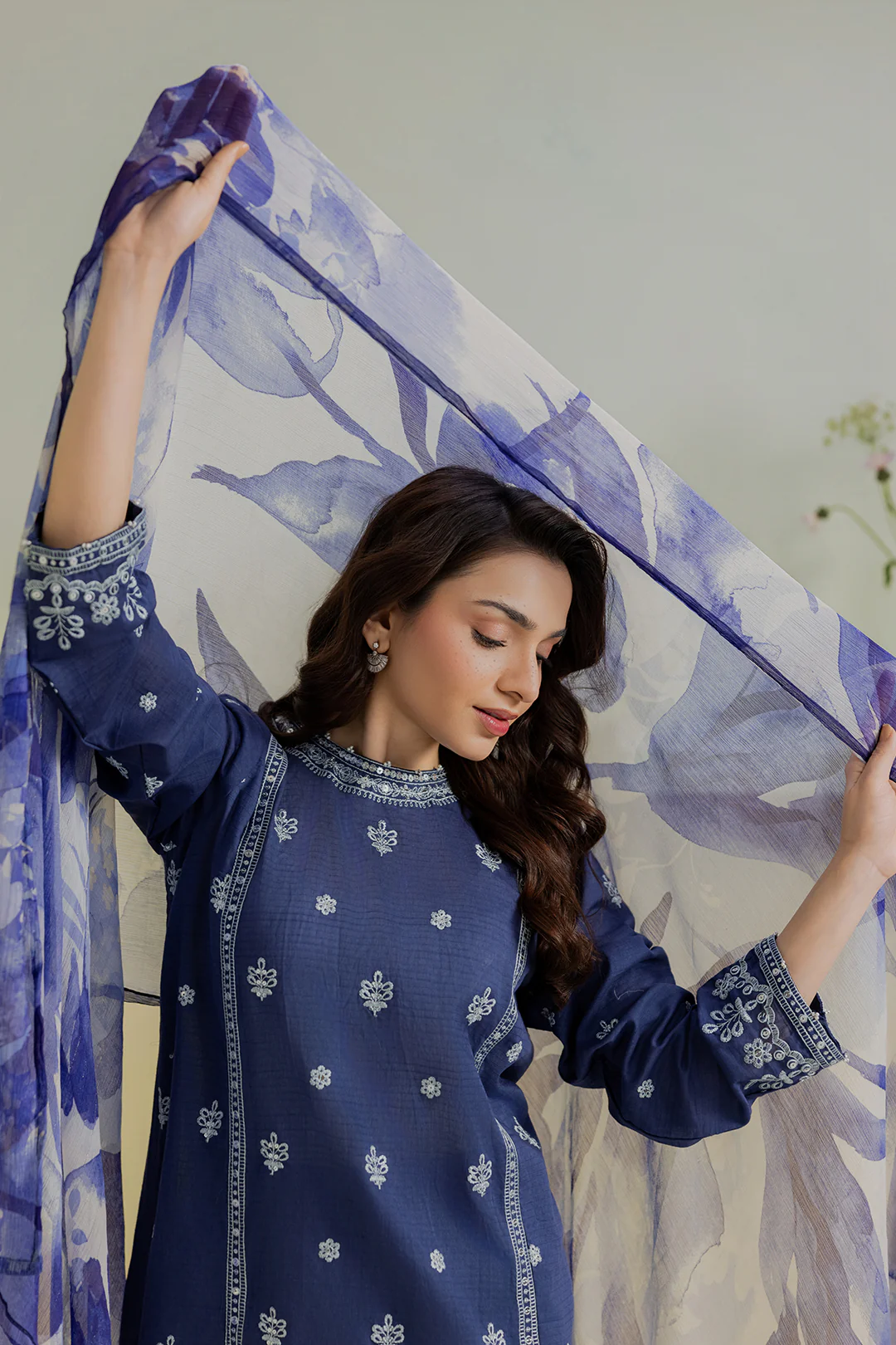 Embroidered Kurta Dupatta Trouser - 2560 - Image 16