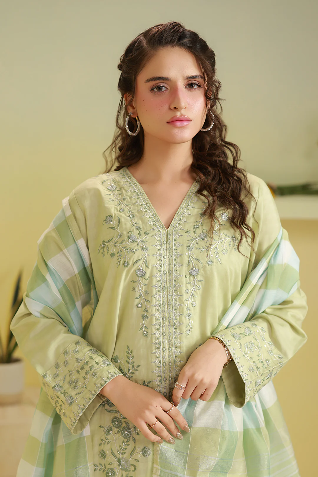 Embroidered Kurta Dupatta Trouser - 2584 - Image 2