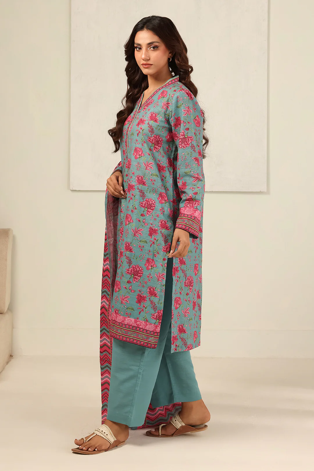 Kurta Dupatta Trouser - 2698 - Image 6