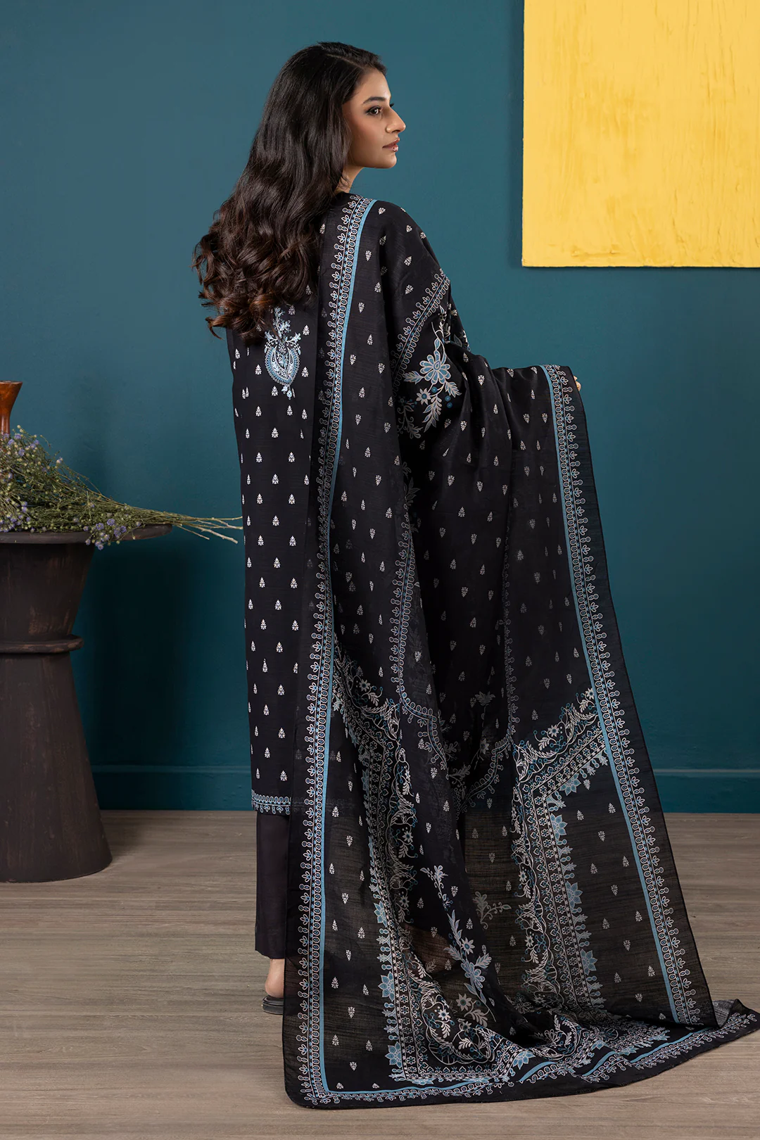Kurta Dupatta Trouser - 2703 - Image 11