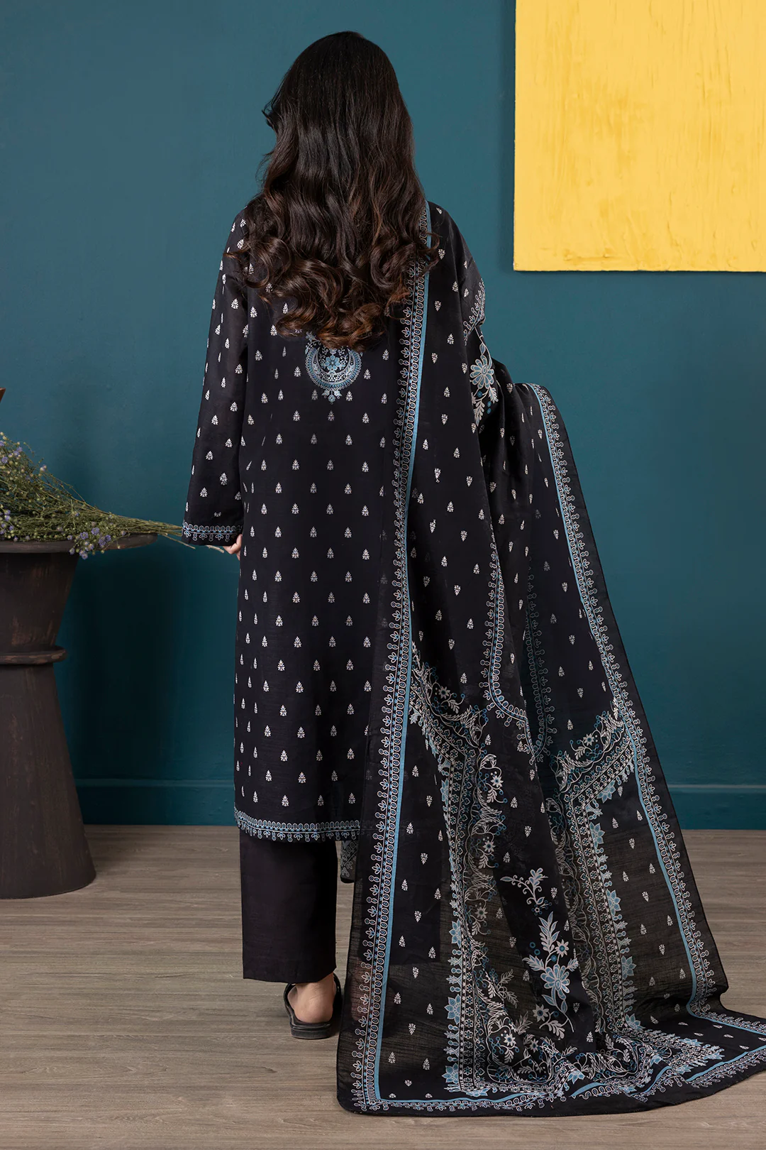 Kurta Dupatta Trouser - 2703 - Image 12