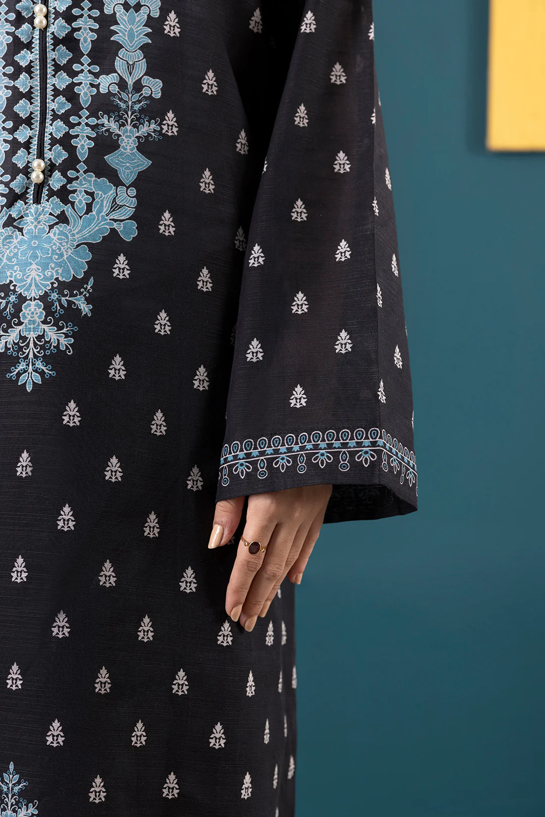 Kurta Dupatta Trouser - 2703 - Image 9