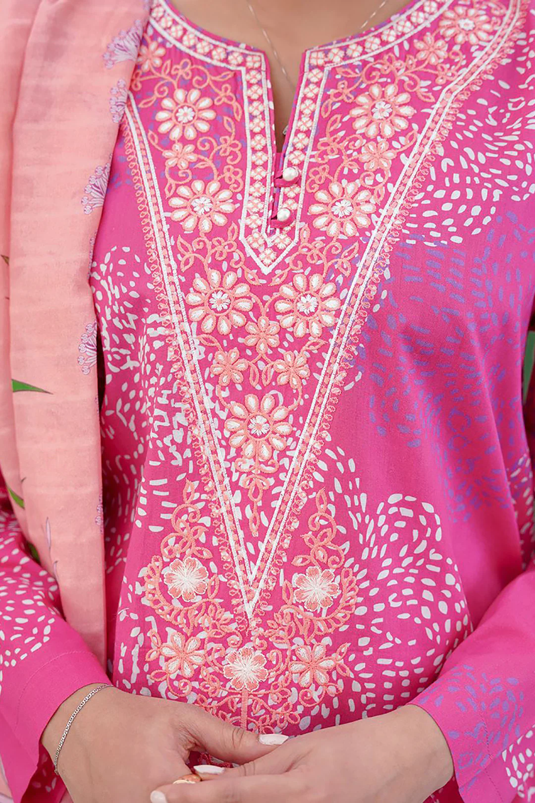 Embroidered Kurta Dupatta - 0653 - Image 4