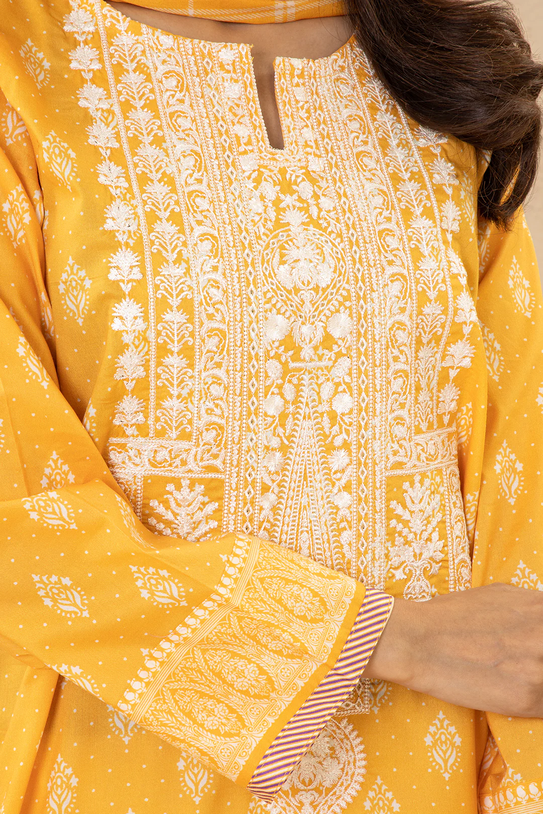 Embroidered Kurta Dupatta - 2823 - Image 4
