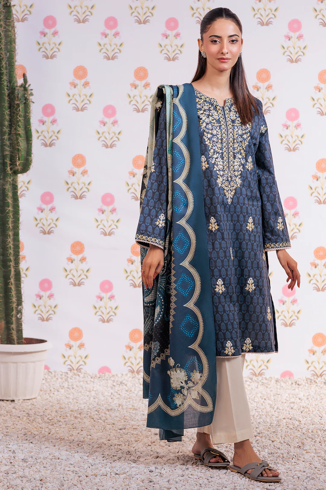 Embroidered Kurta Dupatta - 2851 - Image 2