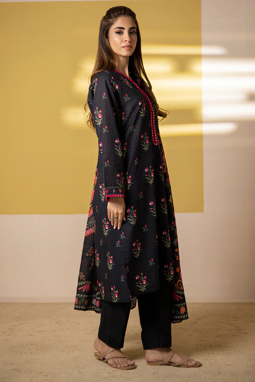 Kurta Dupatta - 3197 - Image 5