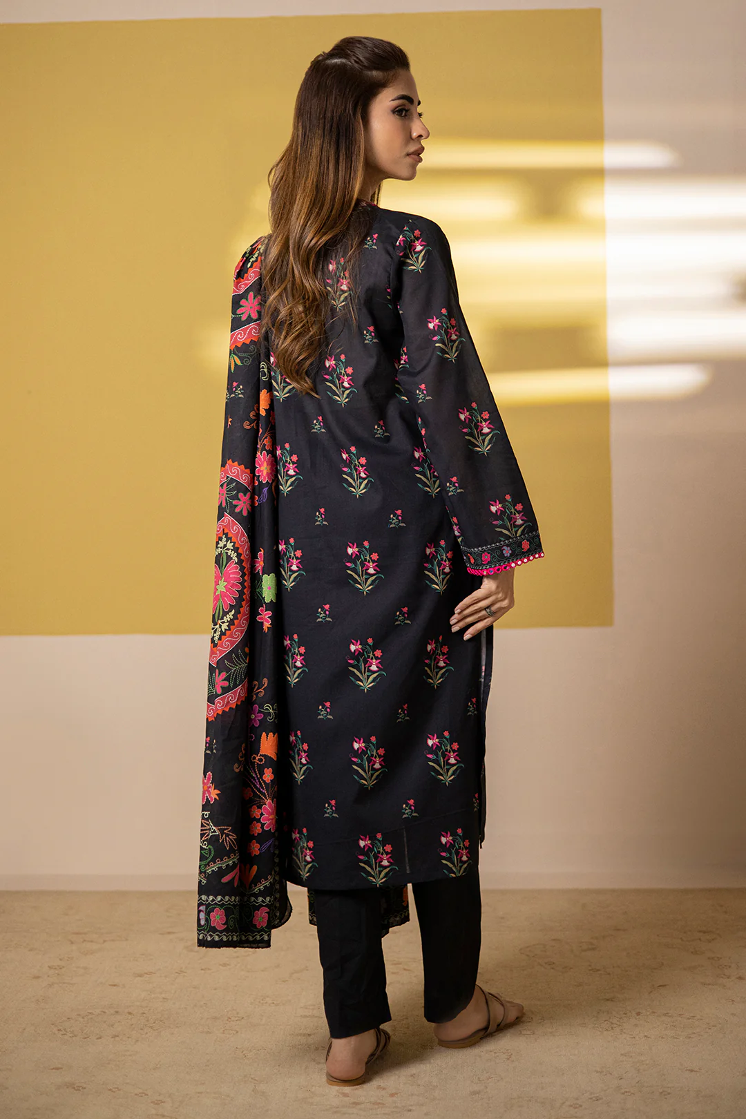 Kurta Dupatta - 3197 - Image 7