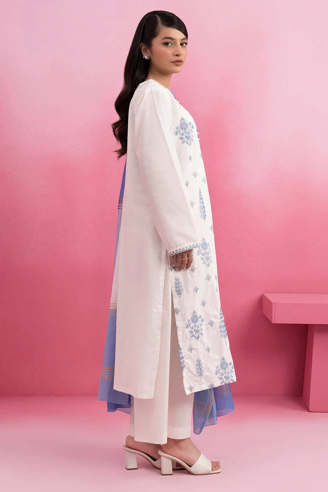 Embroidered Kurta Dupatta - 3211 - Image 6