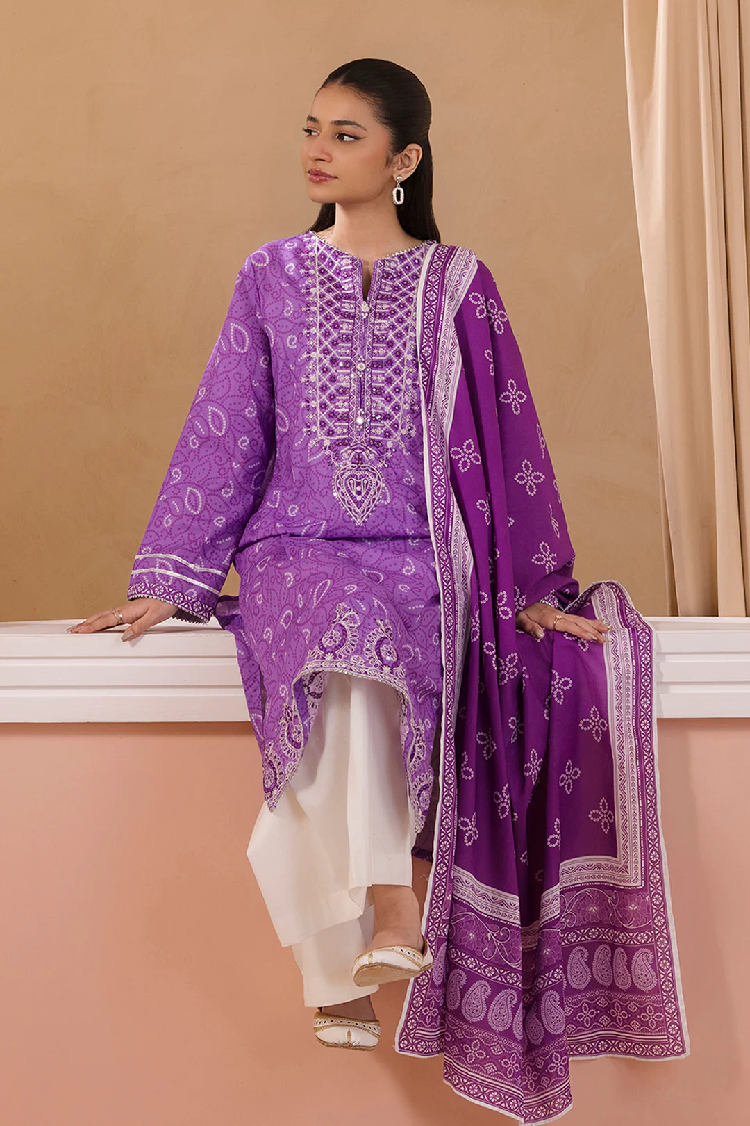 Embroidered Kurta Dupatta - 3212 - Image 4