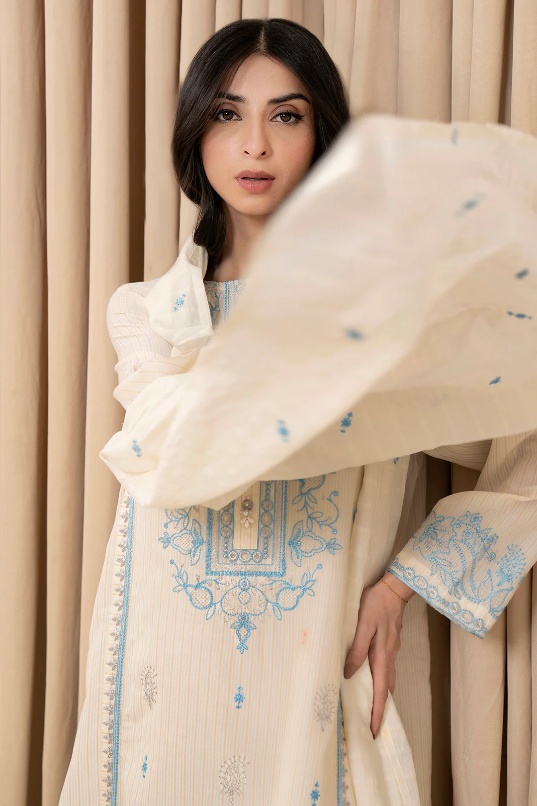 Embroidered Kurta Dupatta - 0974 - Image 6