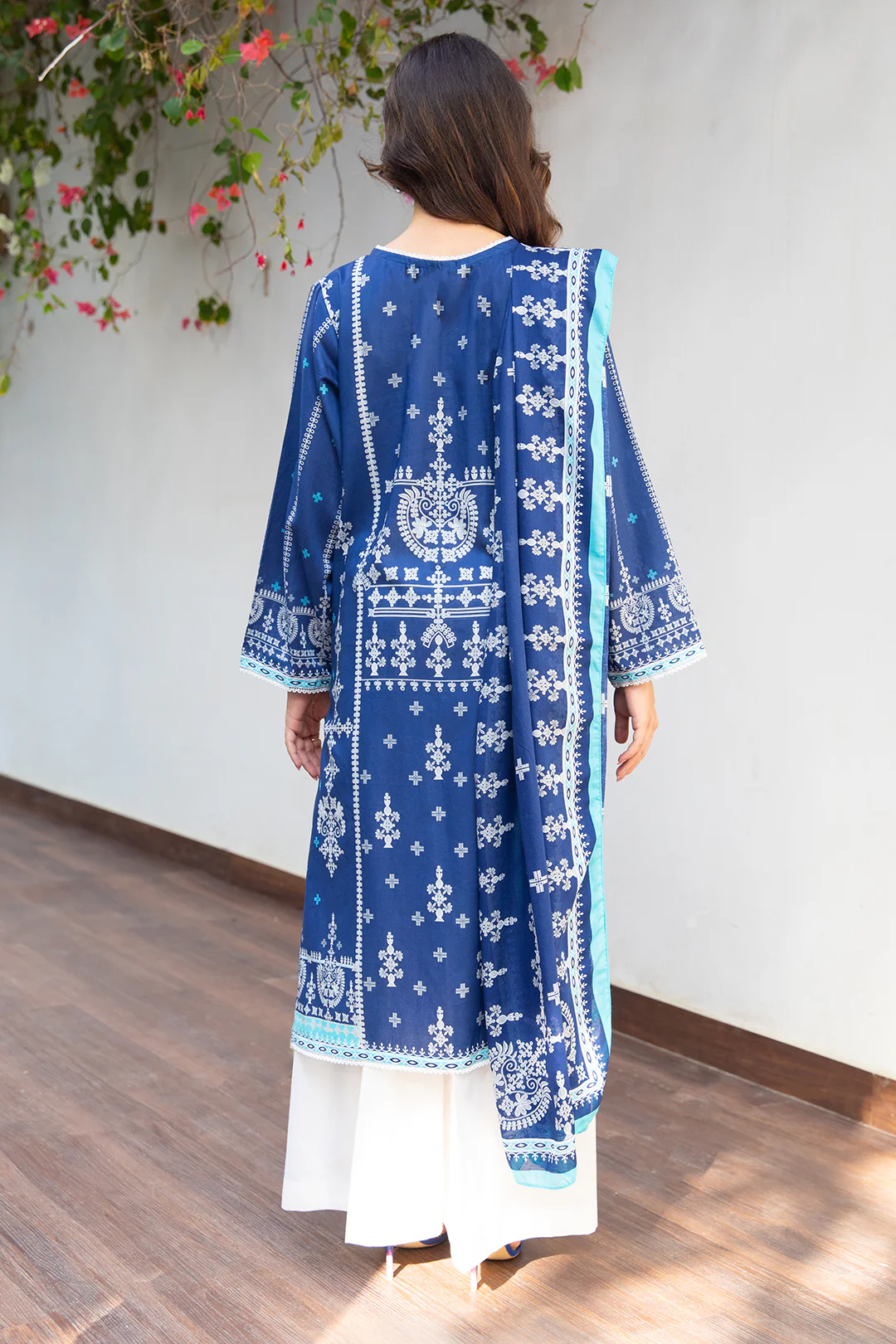 Kurta Dupatta - 1698 - Image 5
