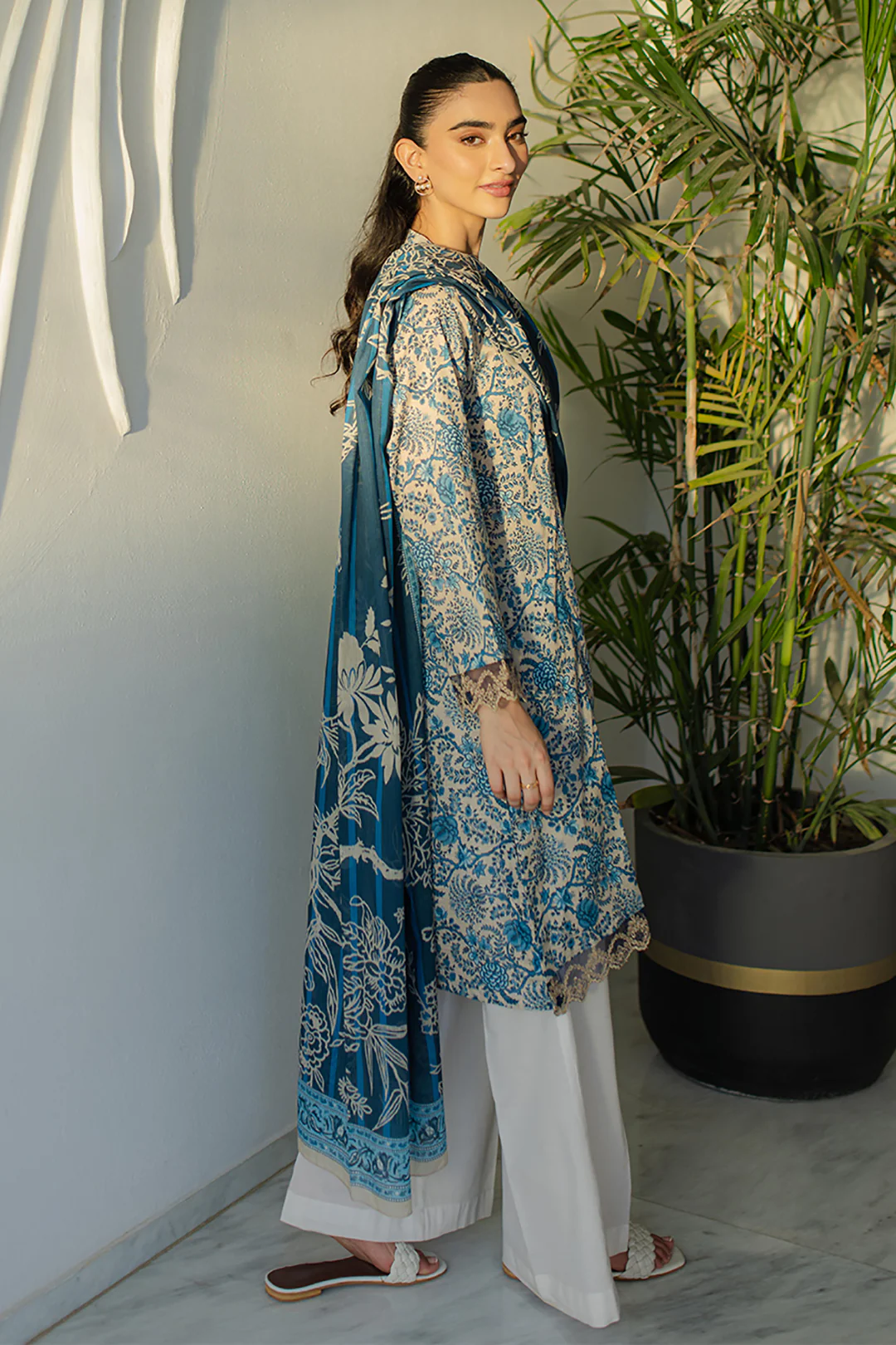 Embroidered Kurta Dupatta - 1706 - Image 3