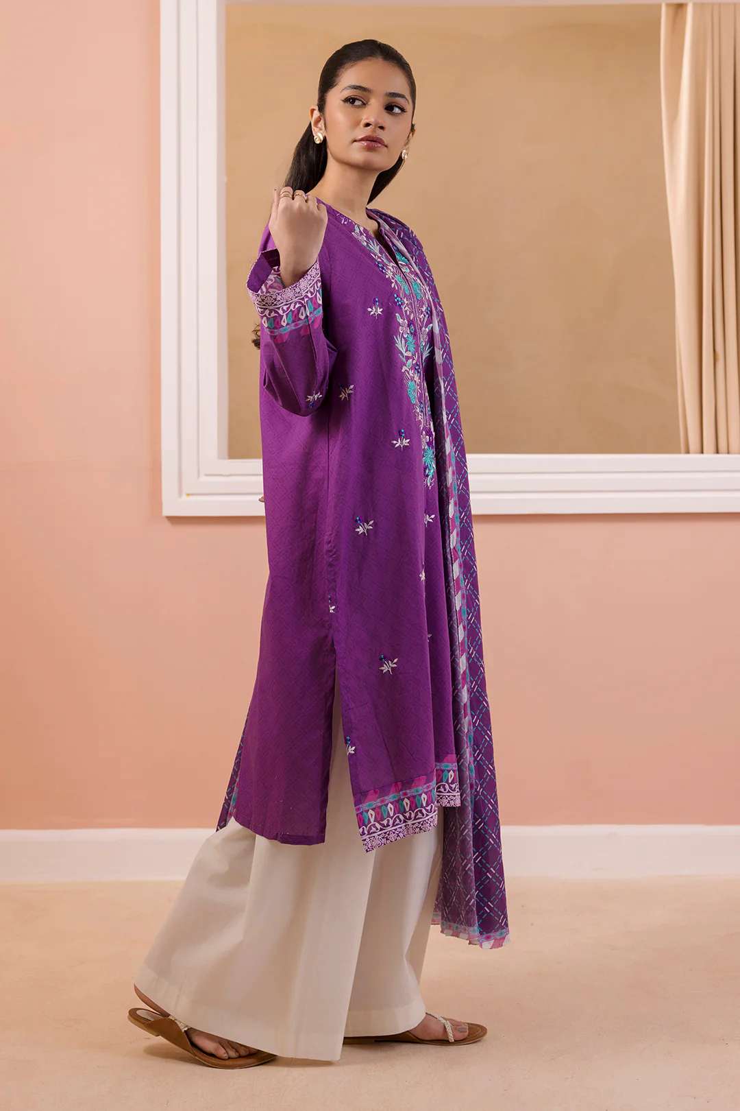 Embroidered Kurta Dupatta - 1896 - Image 6