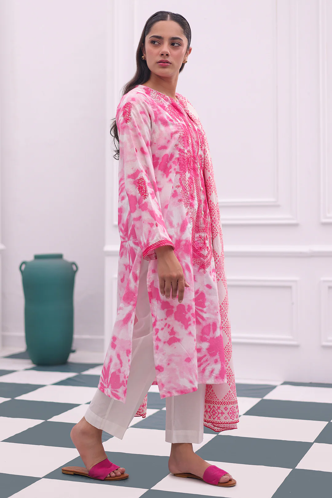 Embroidered Kurta Dupatta - 2071 - Image 3