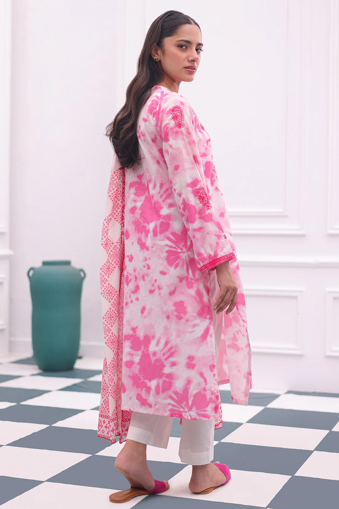 Embroidered Kurta Dupatta - 2071 - Image 5