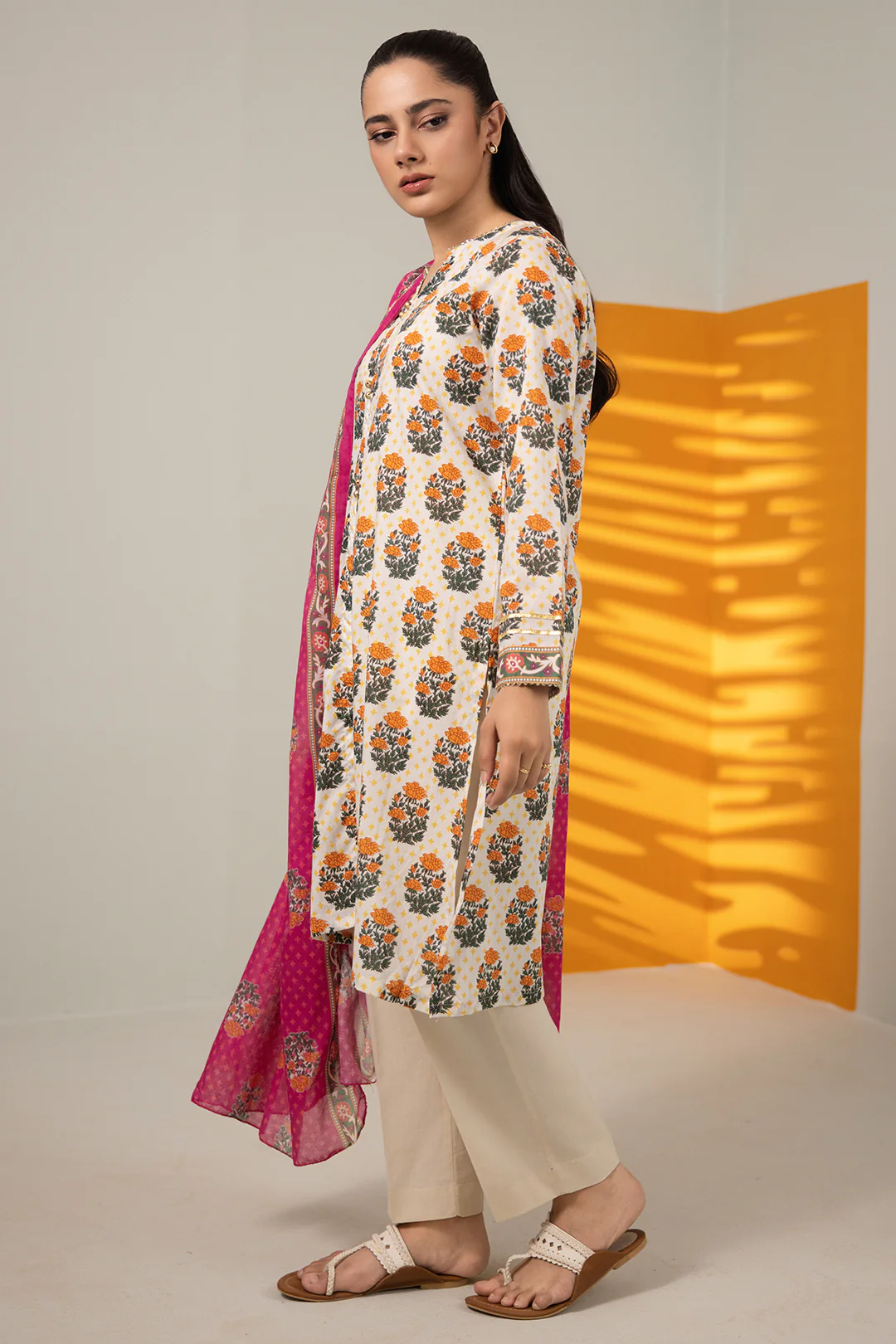Kurta Dupatta - 1505 - Image 4