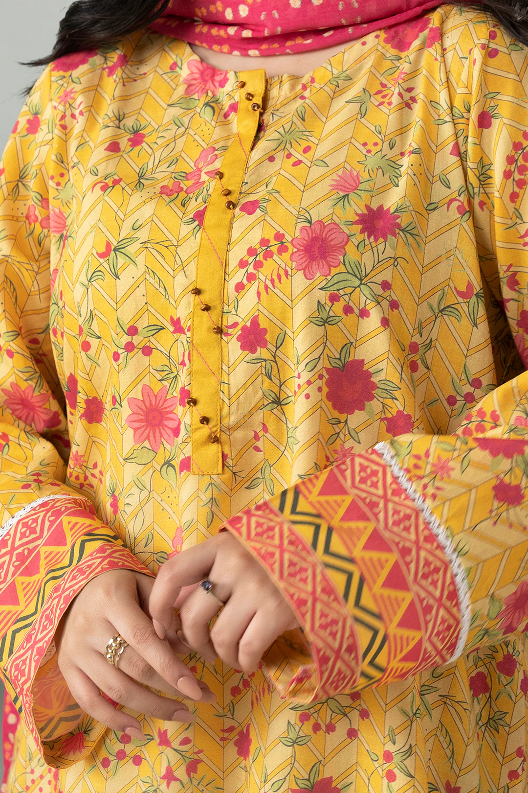 Kurta Dupatta - 1550 - Image 4