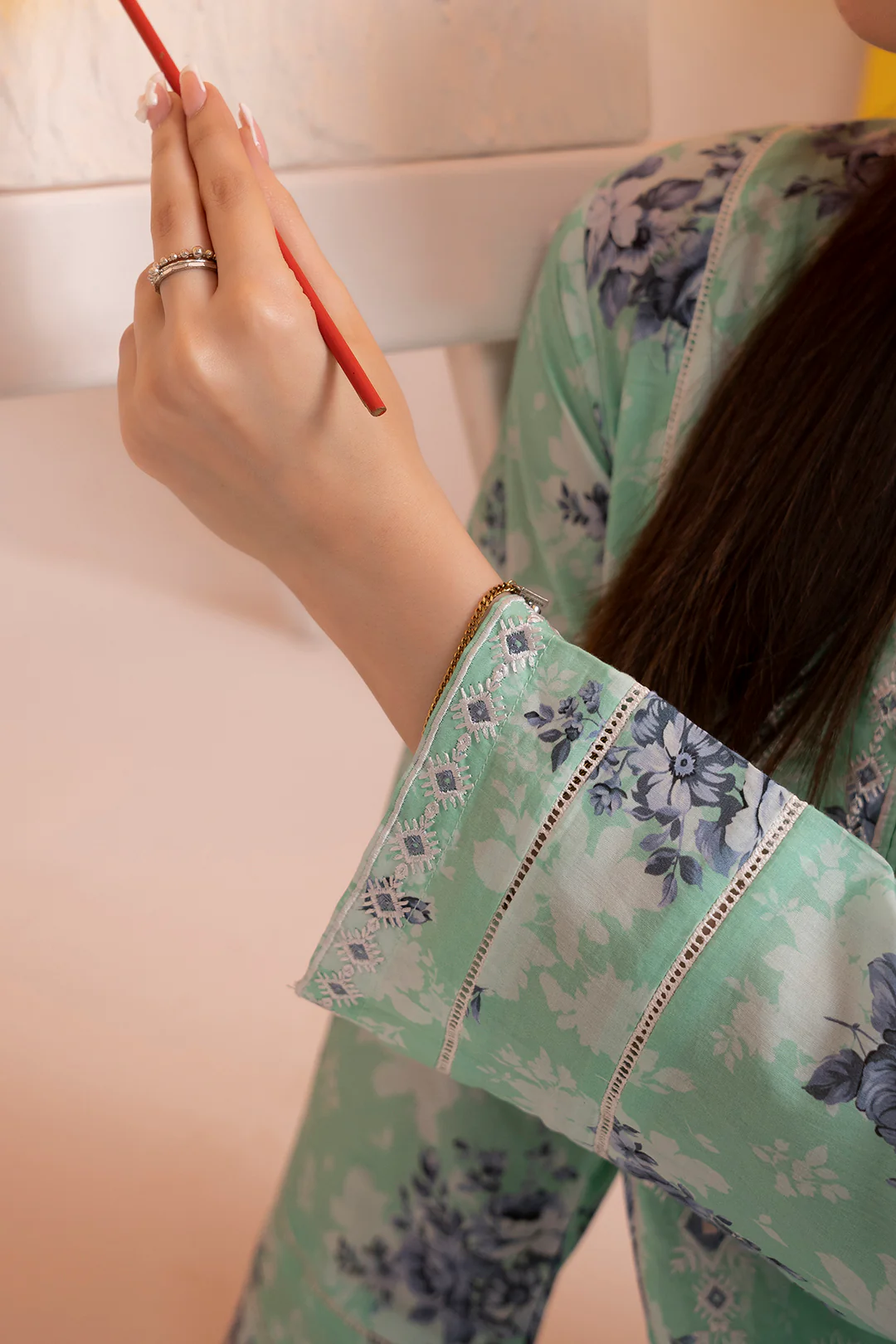 Embroidered Kurta Dupatta - 1610 - Image 6