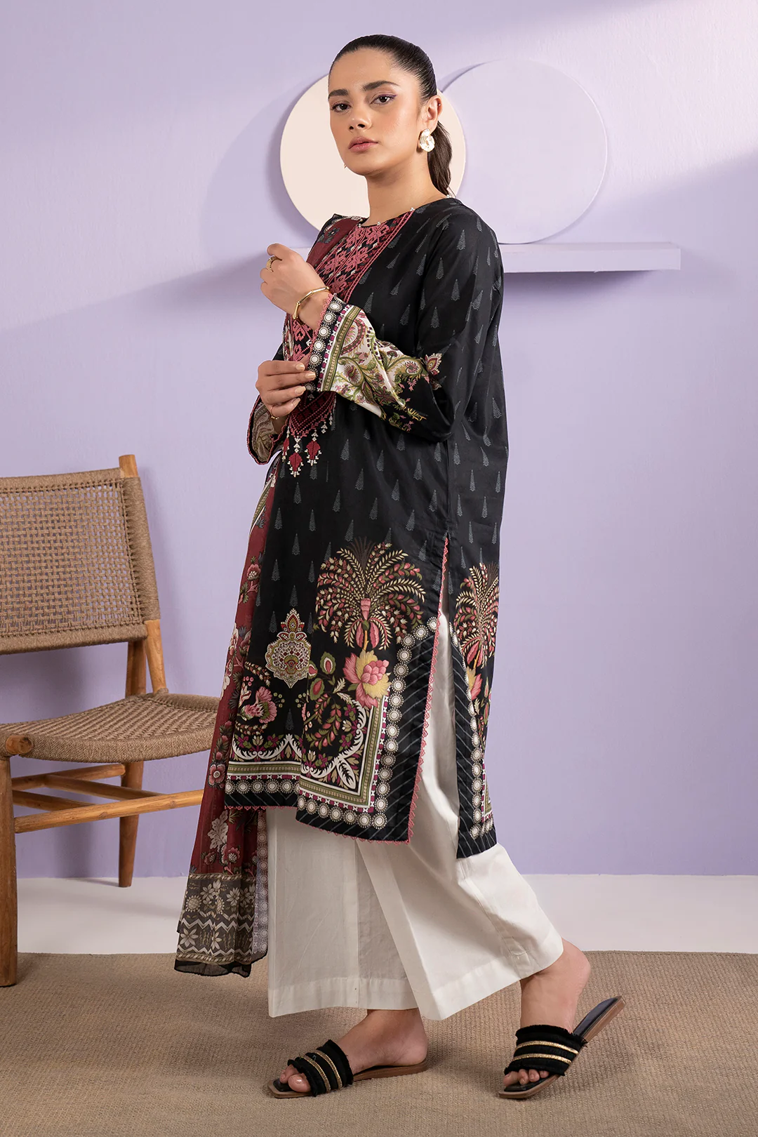 Embroidered Kurta Dupatta - 1669 - Image 4