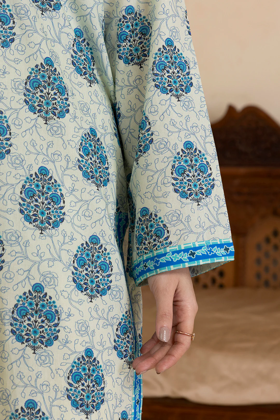 Kurta Dupatta - 2085 - Image 11