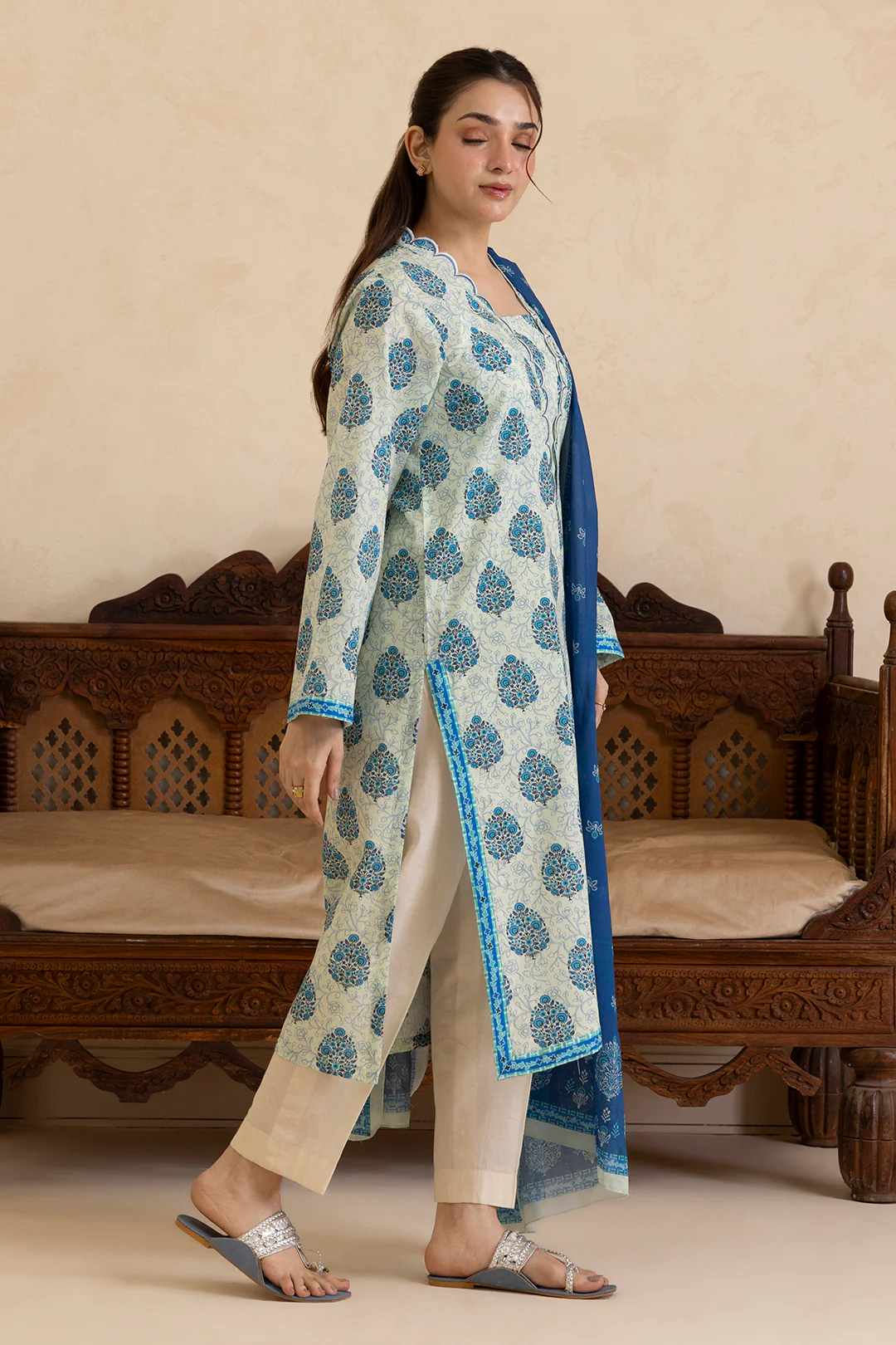 Kurta Dupatta - 2085 - Image 9