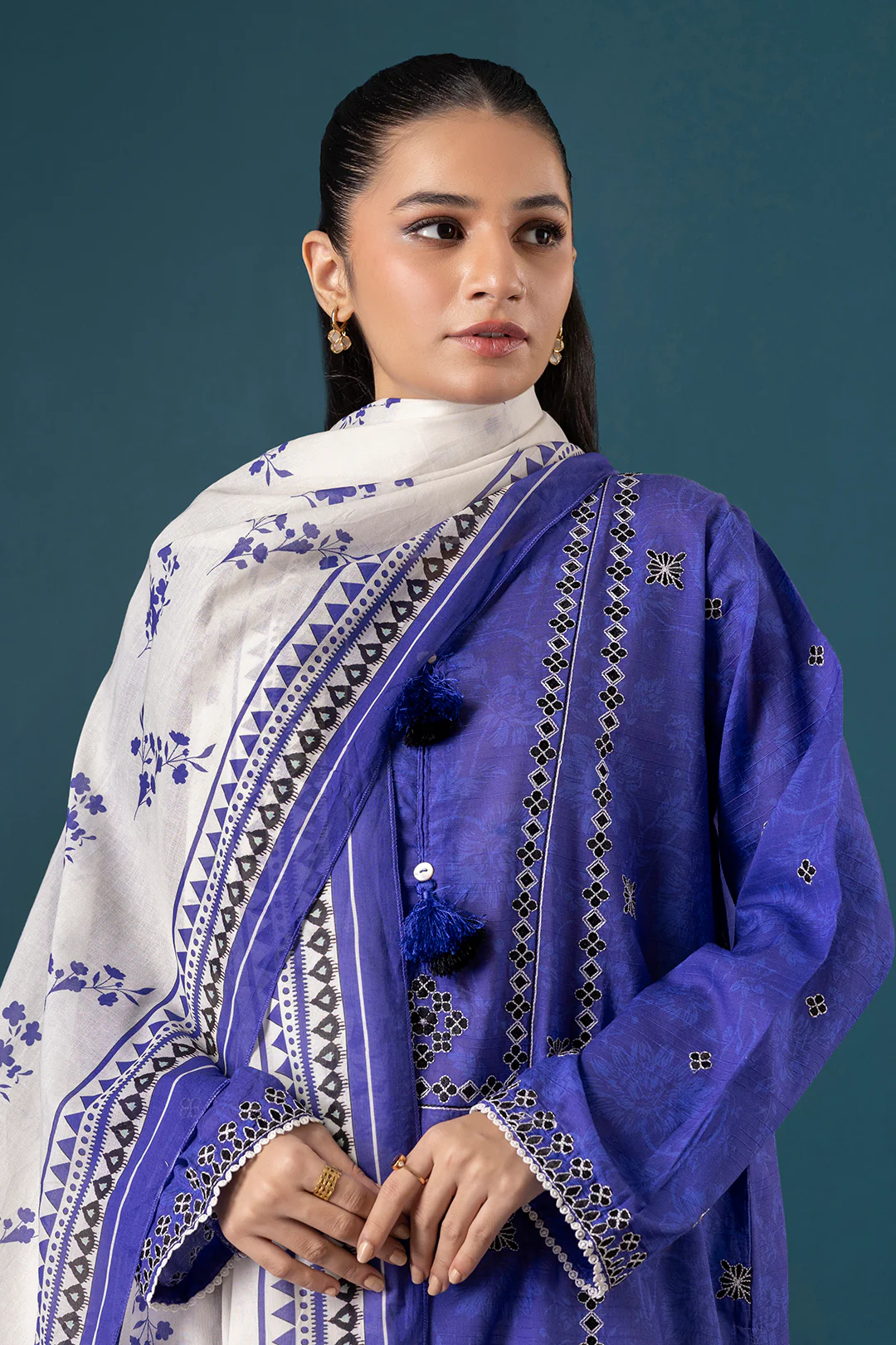 Embroidered Kurta Dupatta - 2230 - Image 2