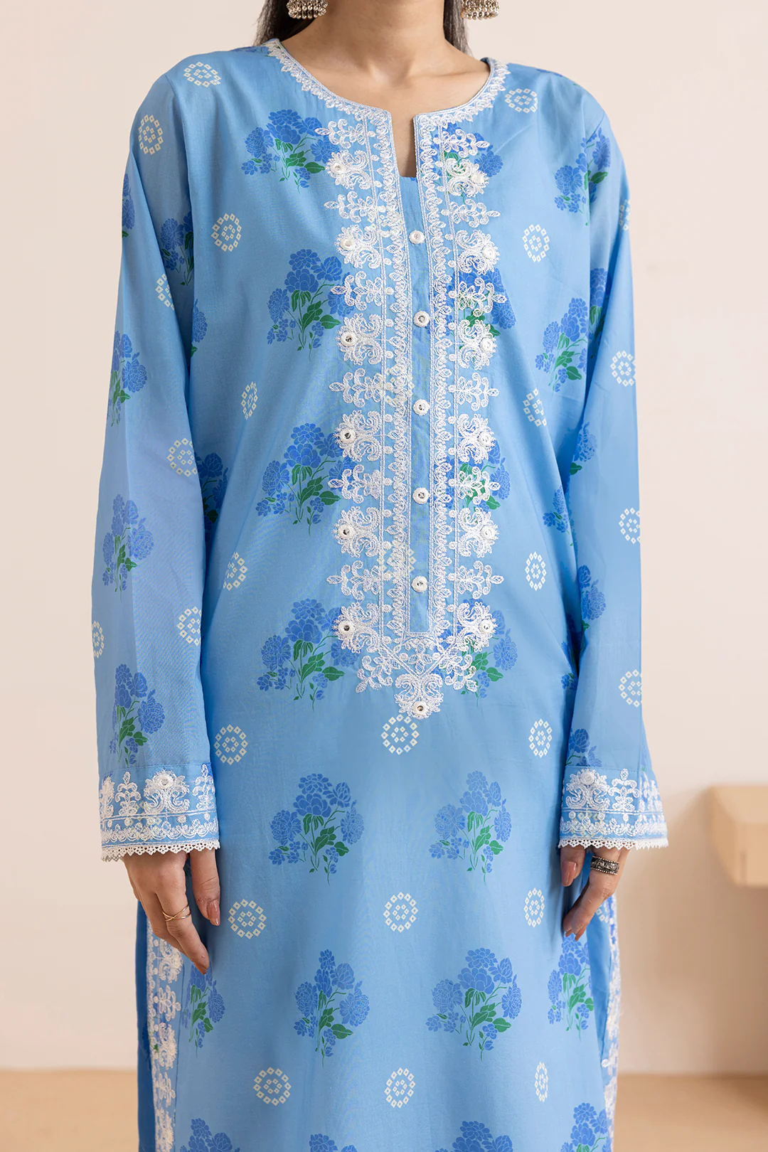 Embroidered Kurta Dupatta - 2232 - Image 5