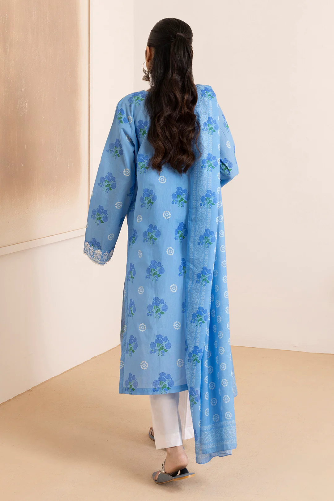 Embroidered Kurta Dupatta - 2232 - Image 9
