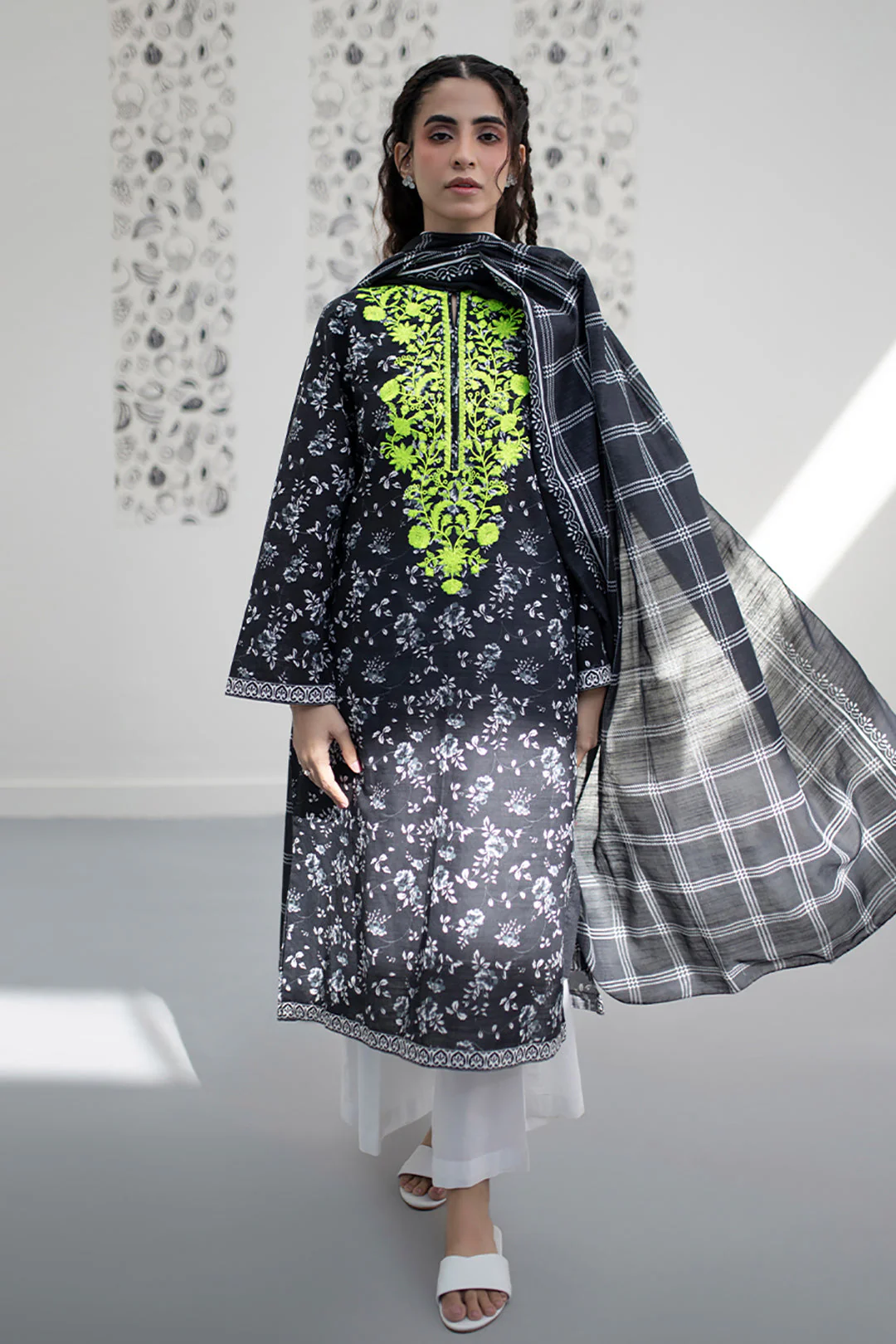Embroidered Kurta Dupatta - 1525 - Image 2