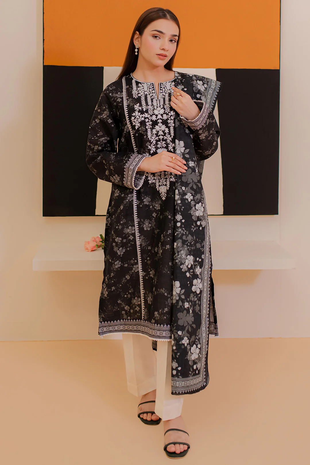 Embroidered Kurta Dupatta - 2995 - Image 3