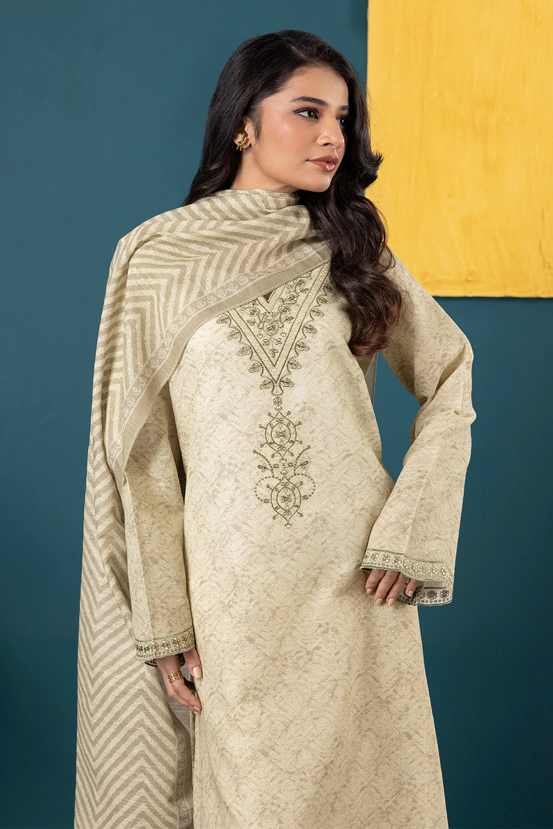 Embroidered Kurta Dupatta - 2692 - Image 5