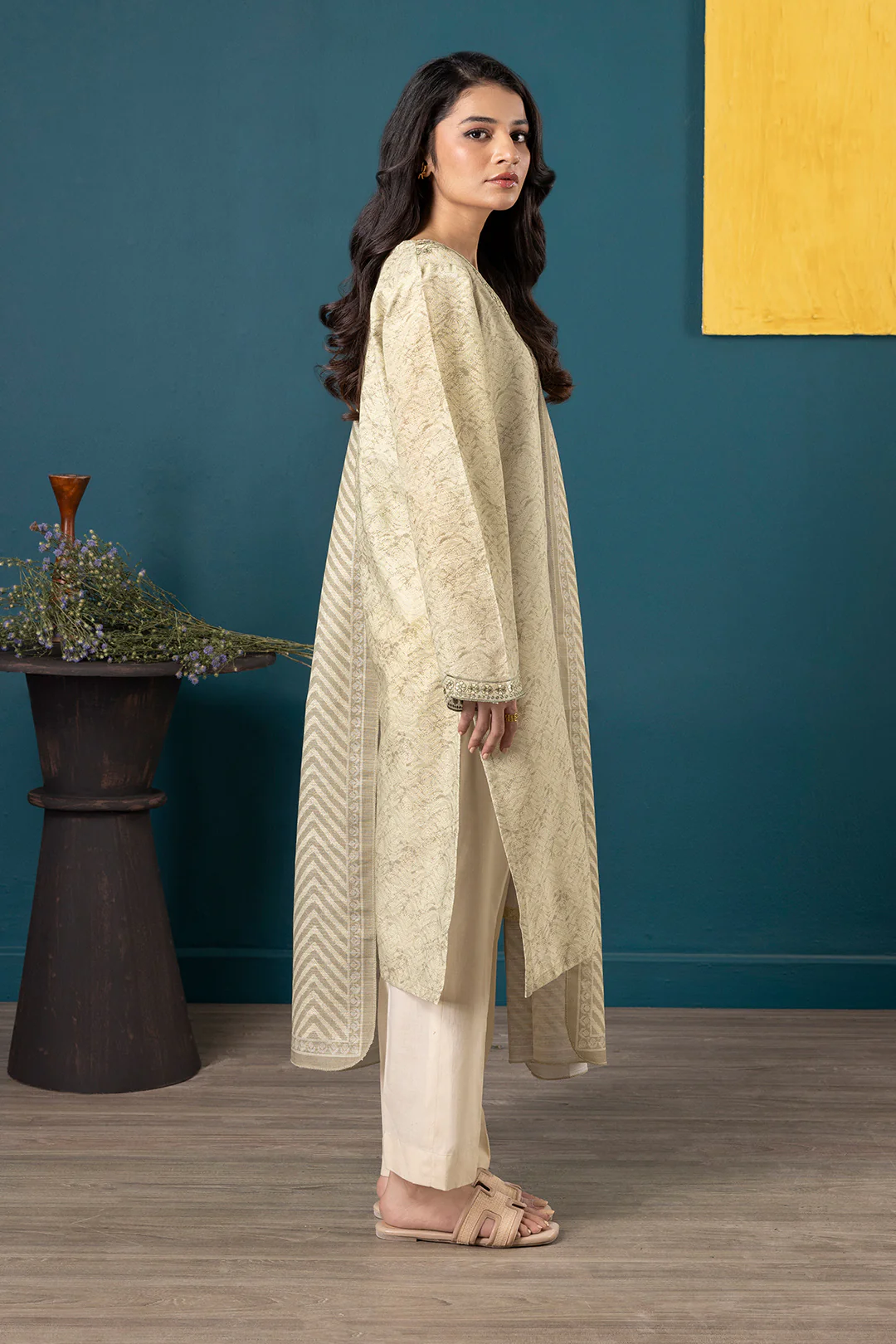Embroidered Kurta Dupatta - 2692 - Image 6