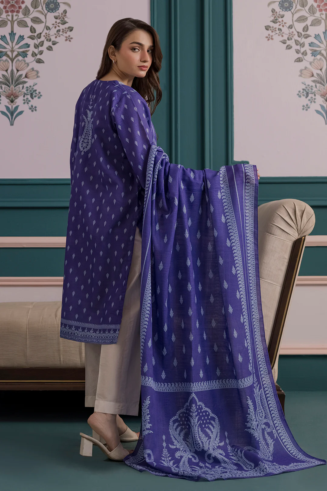 Embroidered Kurta Dupatta - 2857 - Image 7