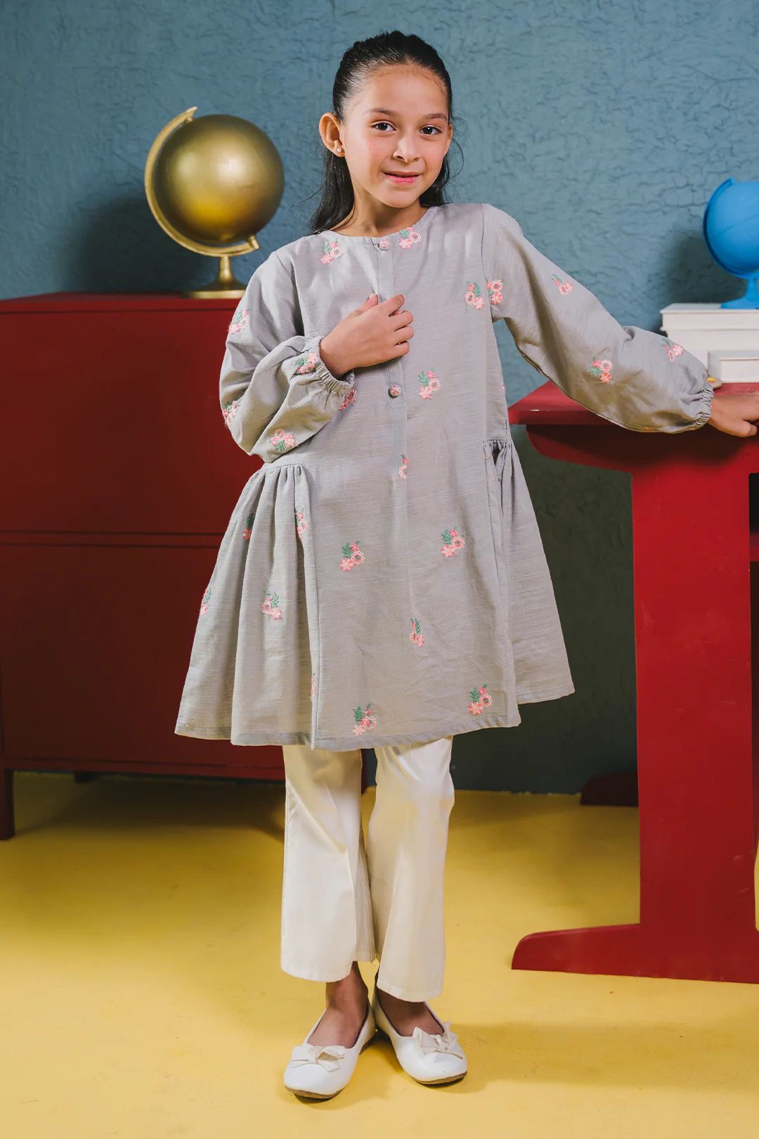 Embroidered Kurta - 1161 - Image 10