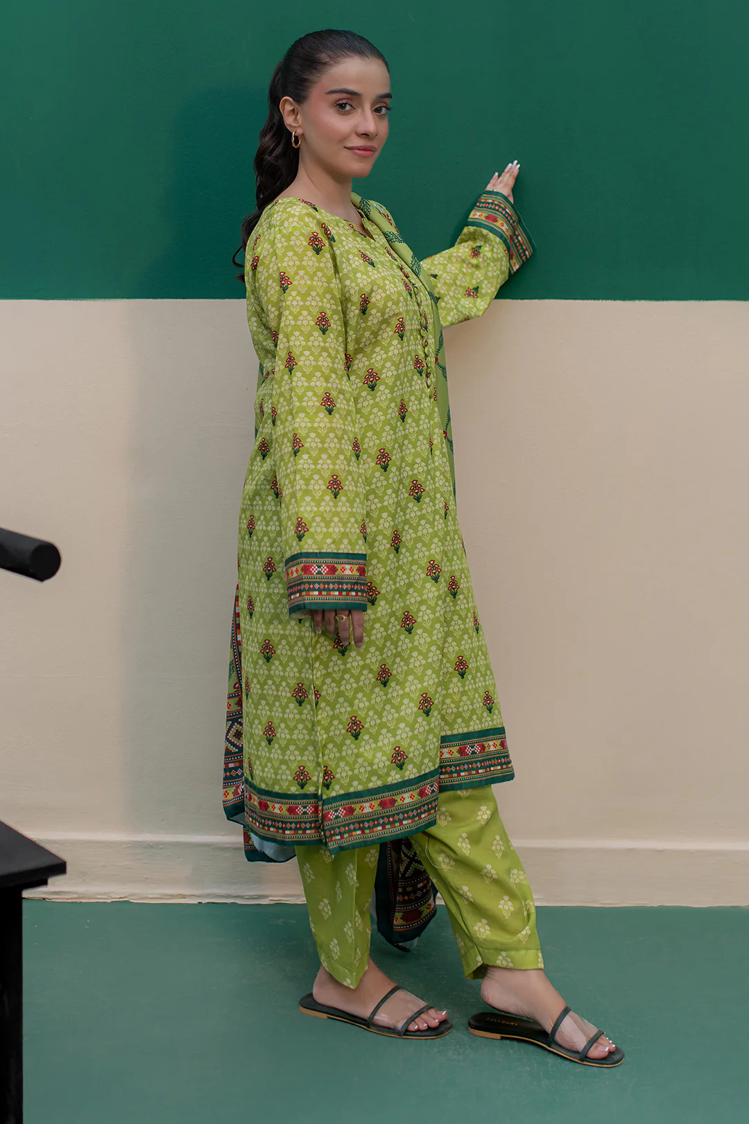 Kurta Shawl Trouser - 2943 - Image 5